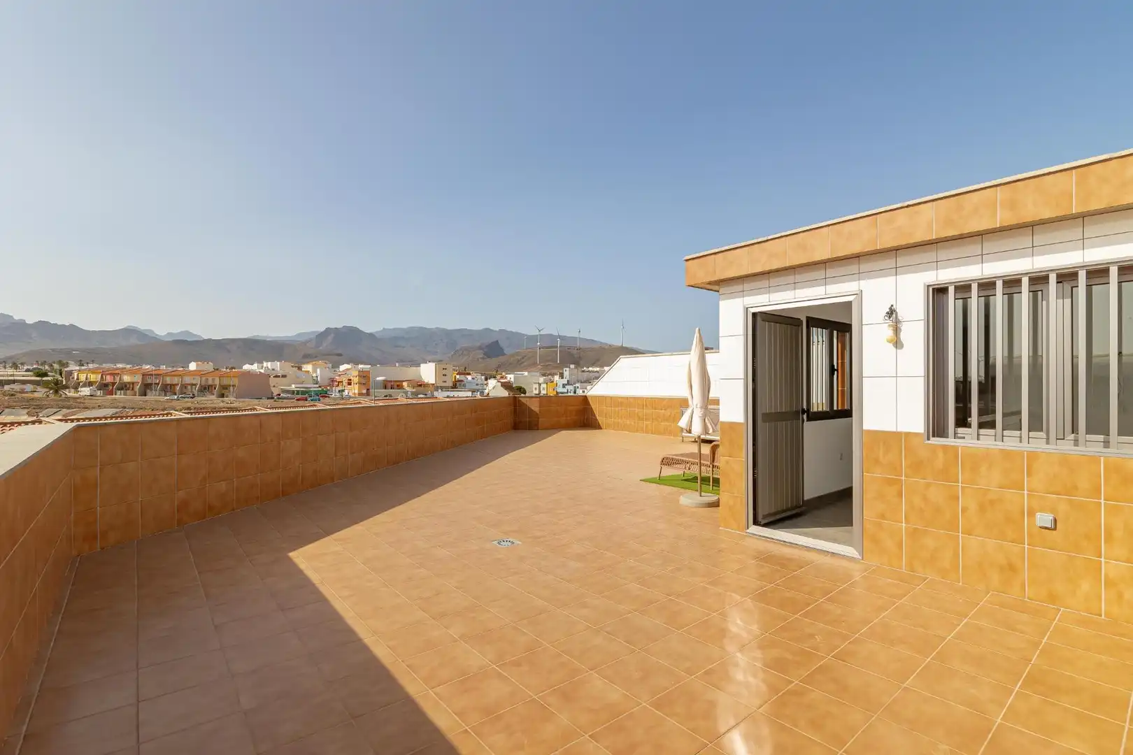 Terraza de Casa o chalet en venta en Santa Lucía de Tirajana con Aire acondicionado, Jardín privado y Terraza