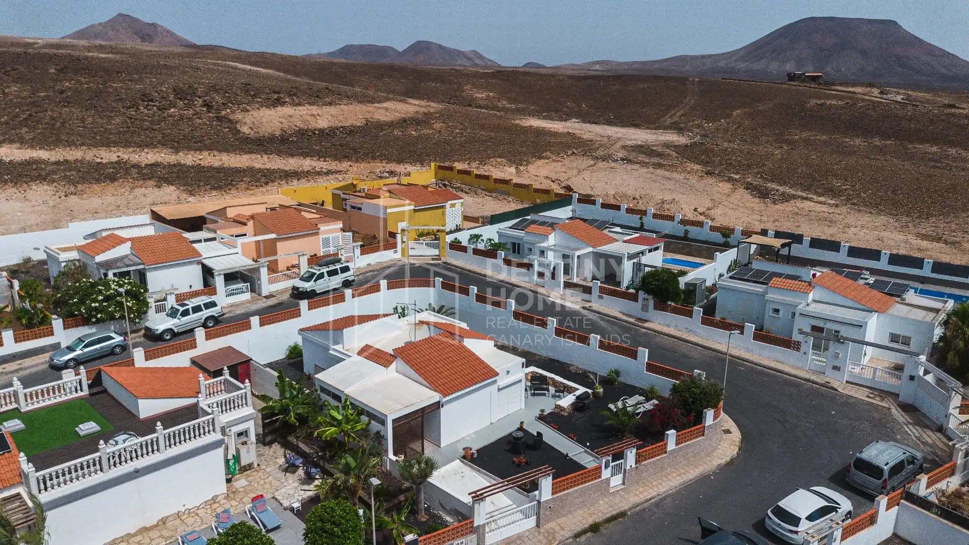 Vista exterior de Casa o xalet en venda en La Oliva amb Jardí privat, Terrassa i Traster