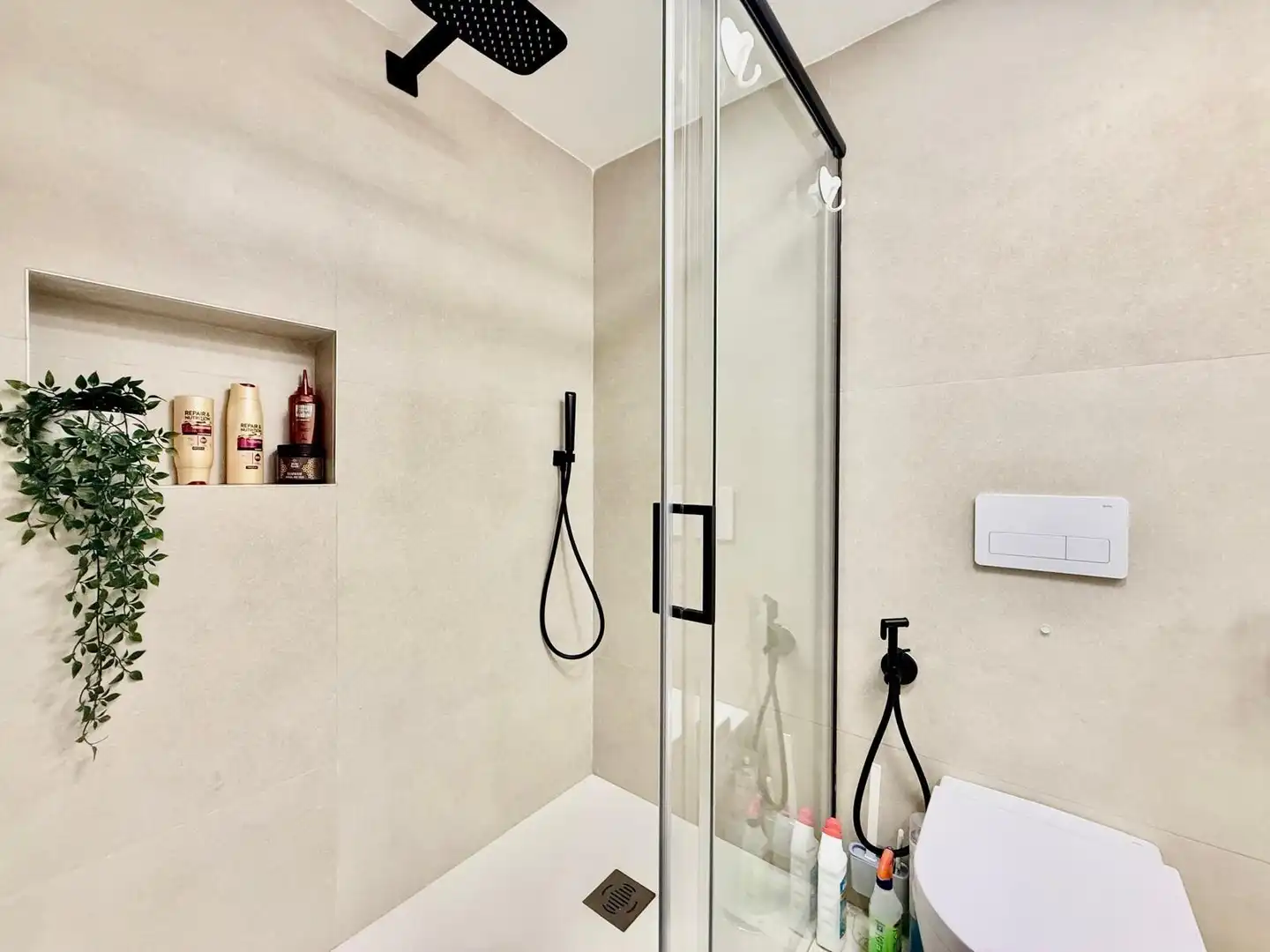 Badezimmer von Dachboden zum Verkauf in San Pedro del Pinatar mit Klimaanlage, Heizung und Privatgarten