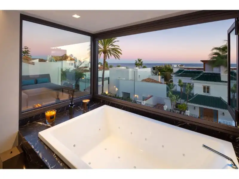 Haus zum Verkauf in Marbella Centro, imagen 2