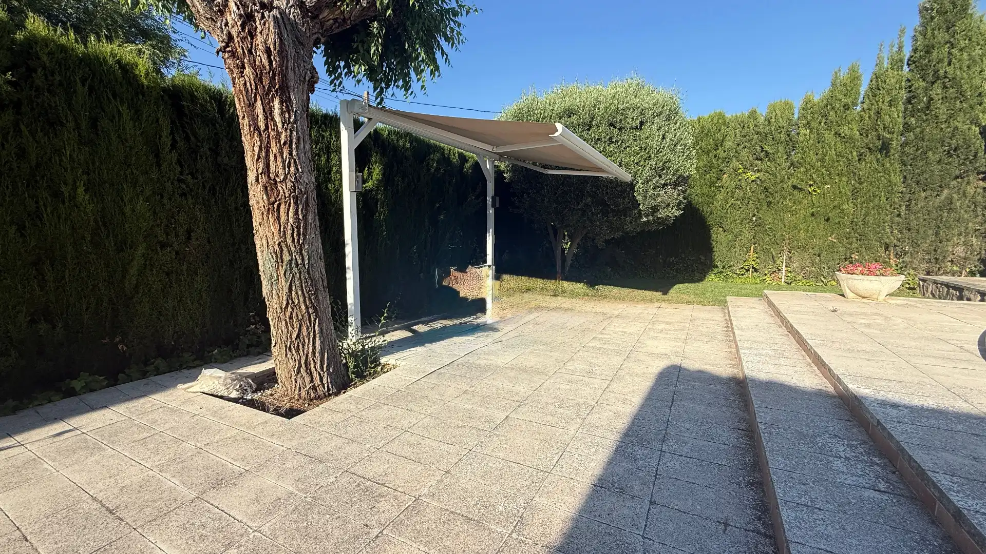 Parkplatz von Haus oder Chalet zum Verkauf in Albacete mit Klimaanlage, Heizung und Privatgarten