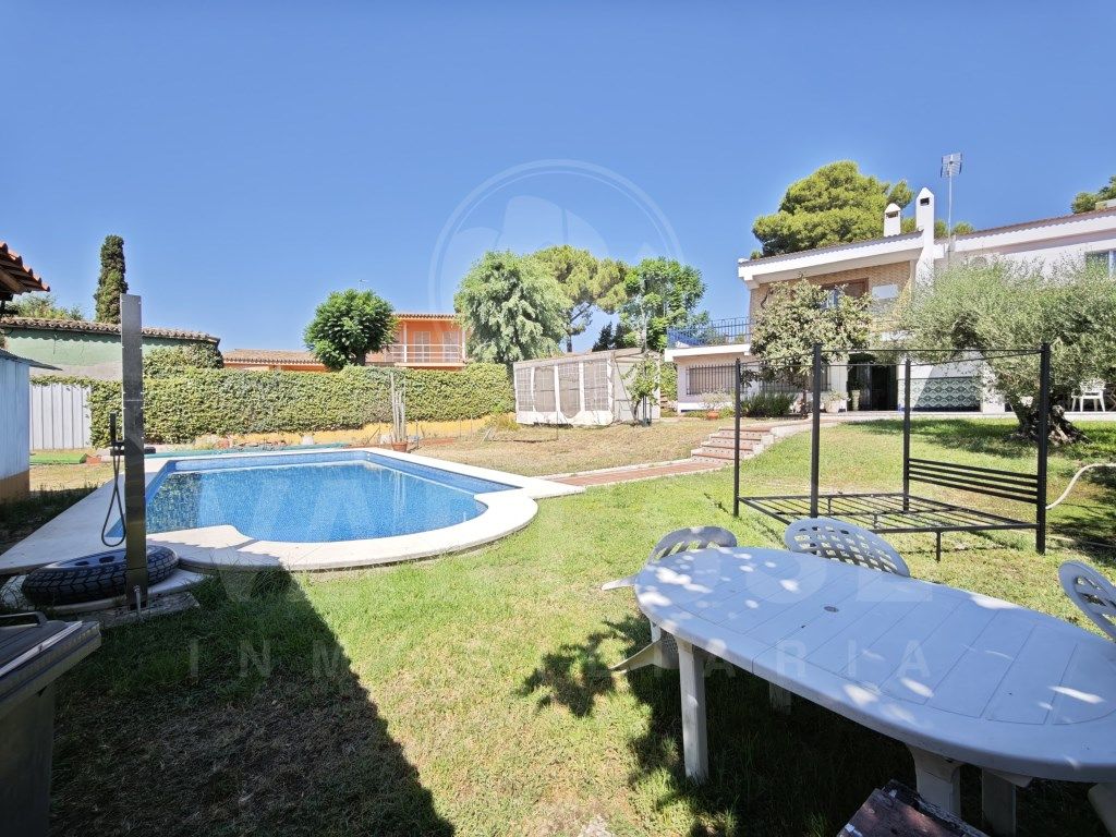 Garden of House or chalet for sale in Camas