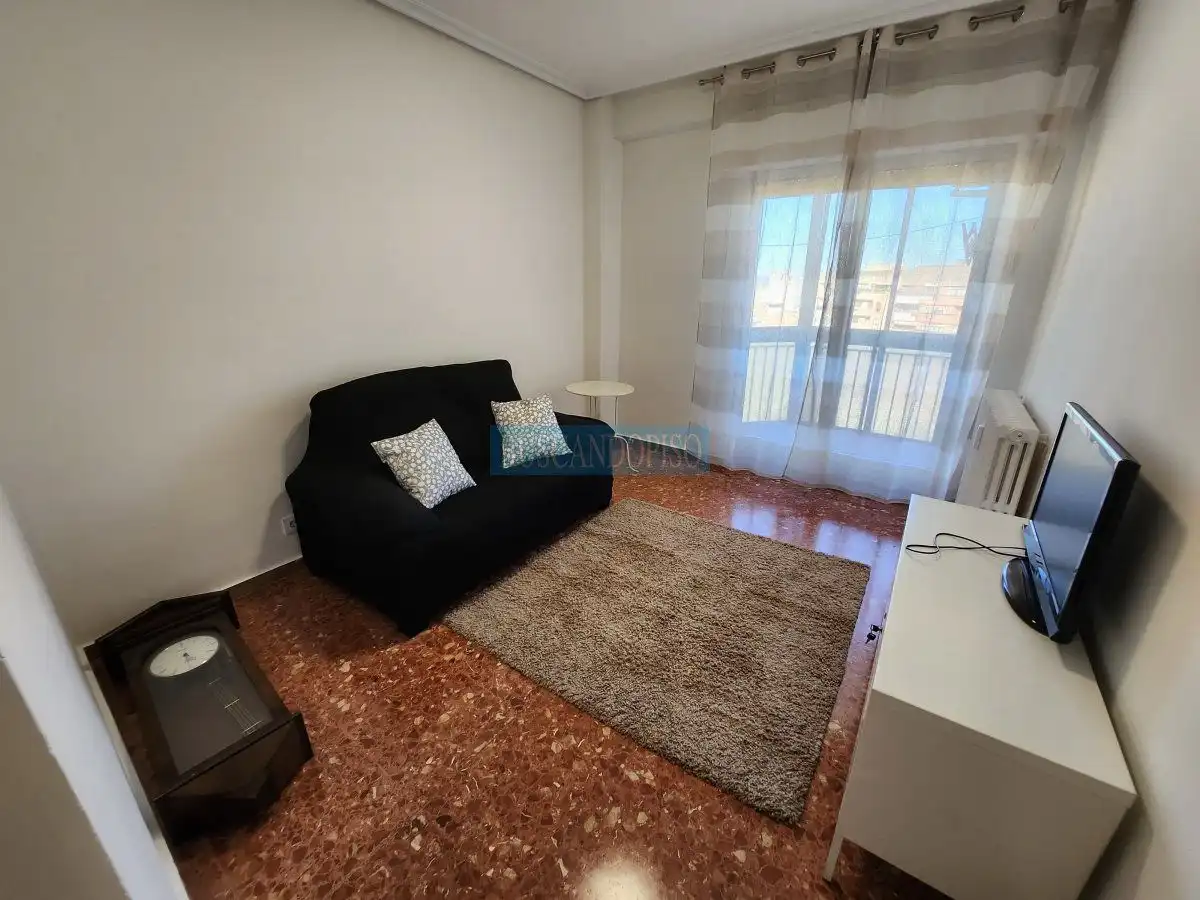 Habitación de Piso en venta en  Logroño con Aire acondicionado, Calefacción y Terraza