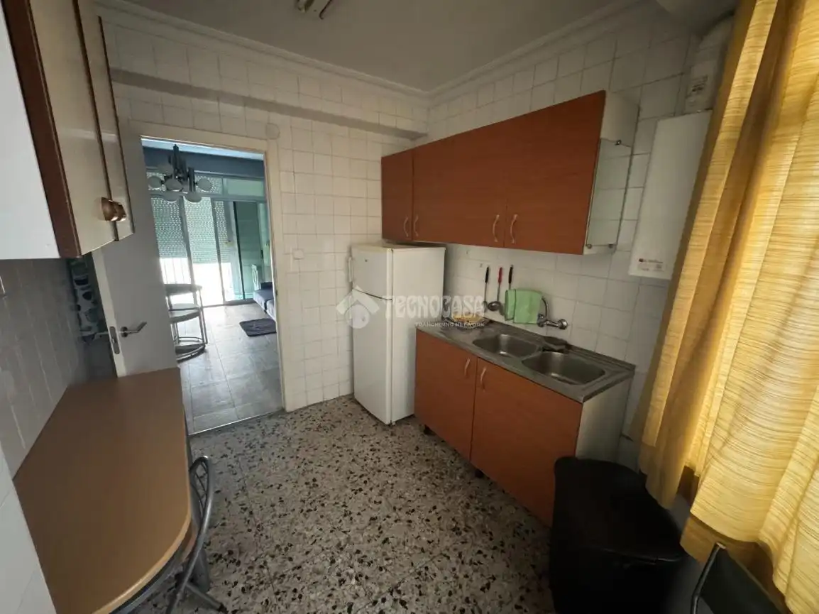 Kitchen of Flat for sale in Sevilla  with Air Conditioner