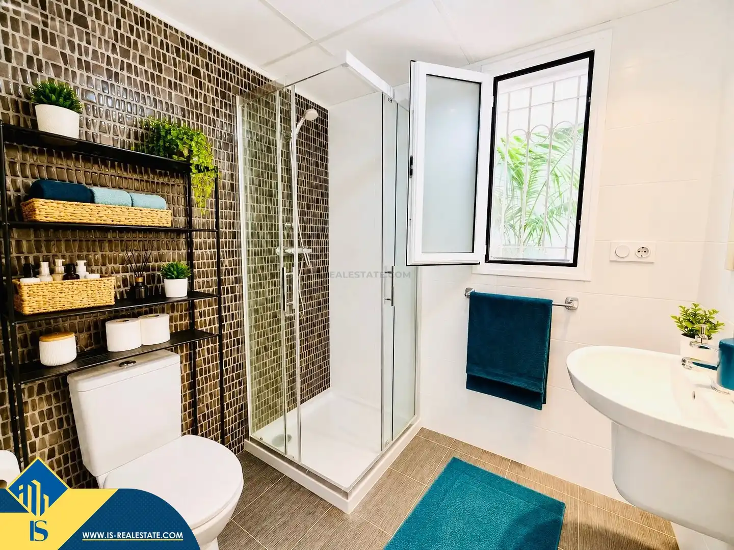 Bathroom of Flat for sale in Orihuela  with Terrace, Furnished and Oven