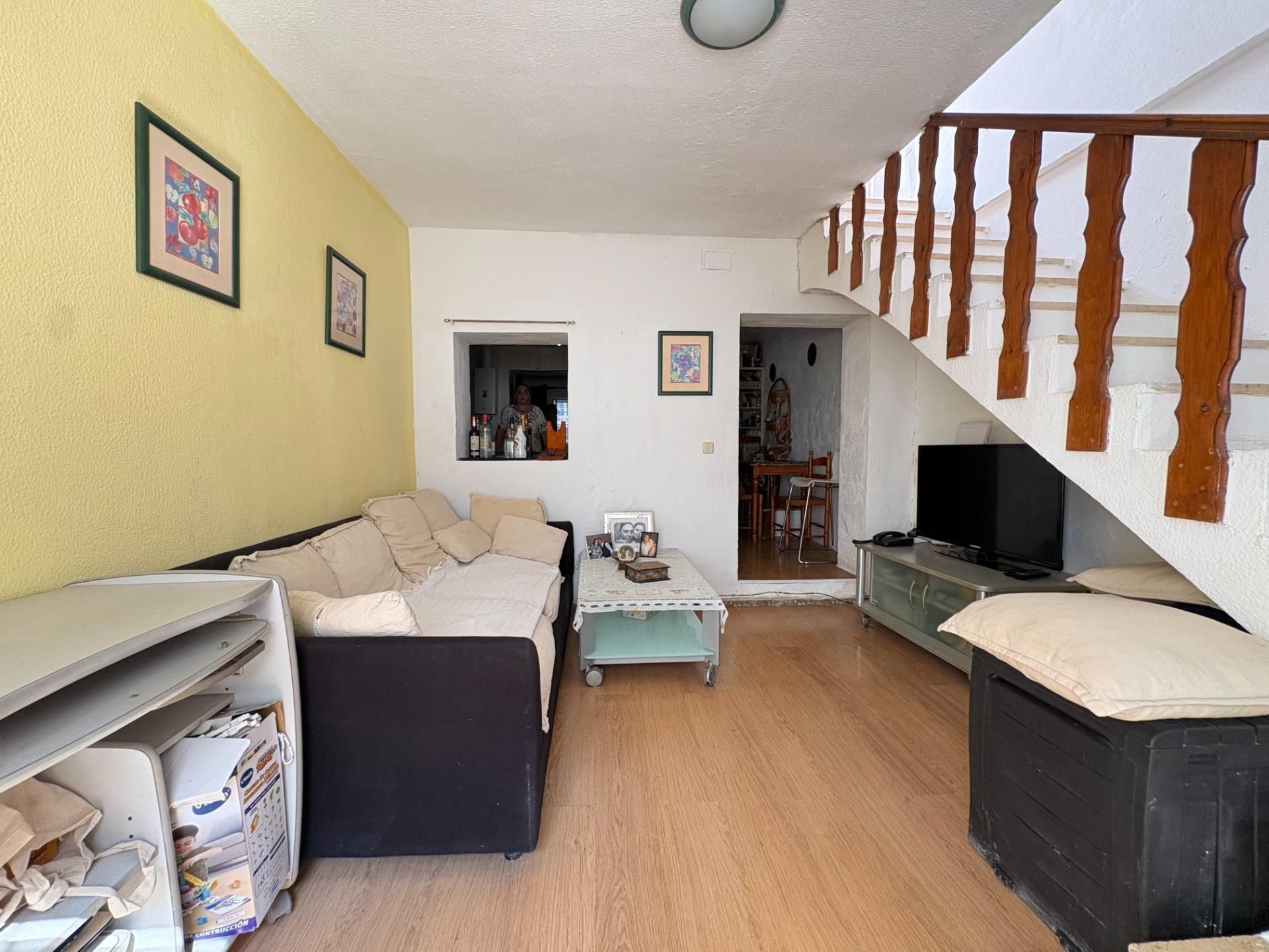 Living room of House or chalet for sale in Marbella  with Air Conditioner, Parquet flooring and Terrace