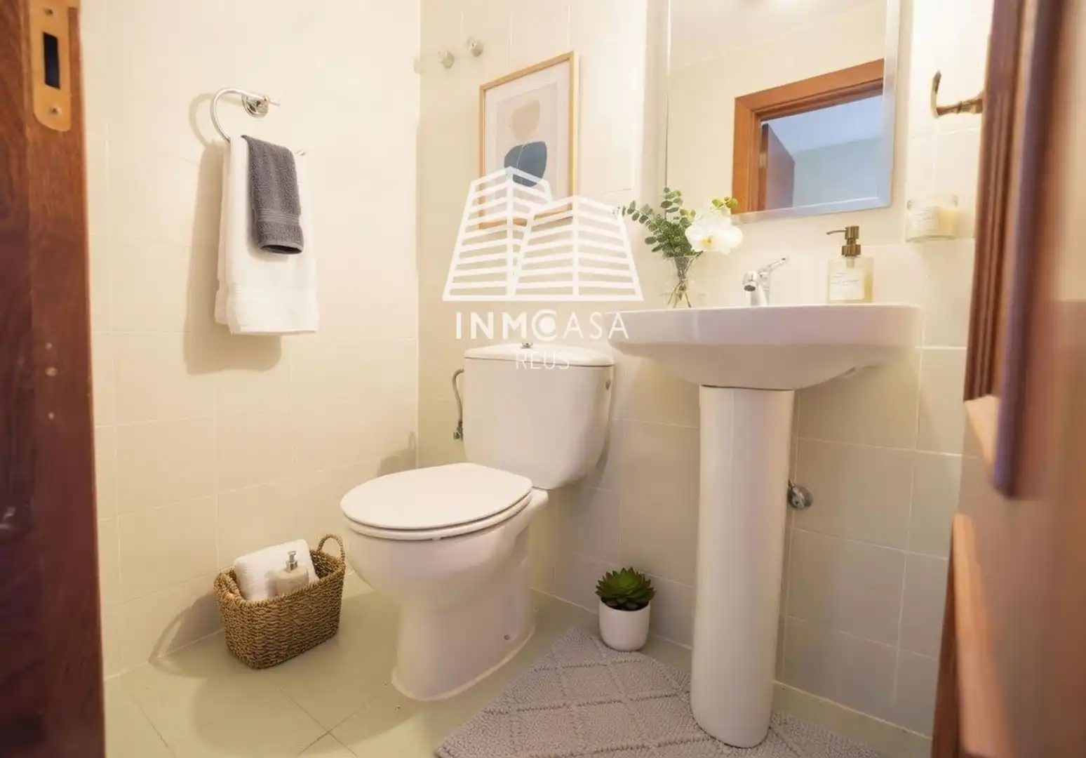 Baño de Casa adosada en venta en Mejorada del Campo con Calefacción, Jardín privado y Terraza