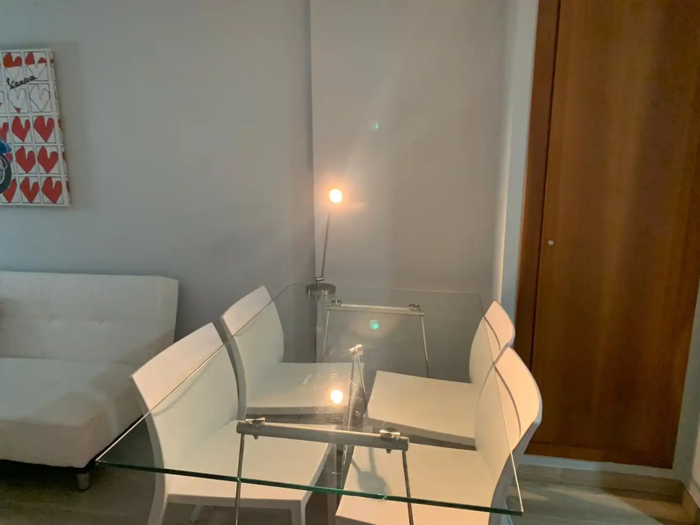 Menjador de Apartament de lloguer en Valencia amb Aire condicionat, Calefacció i Moblat