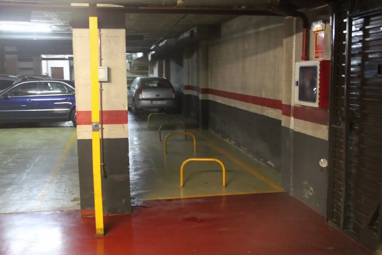 Parkplatz von Garage zur Miete in Granollers