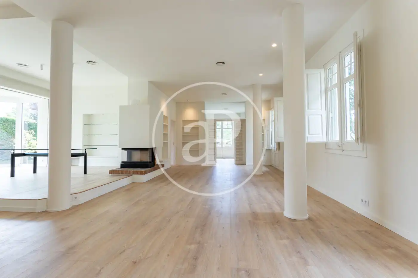 Sala d'estar de Casa o xalet de lloguer en Barcelona amb Aire condicionat, Calefacció i Terrassa