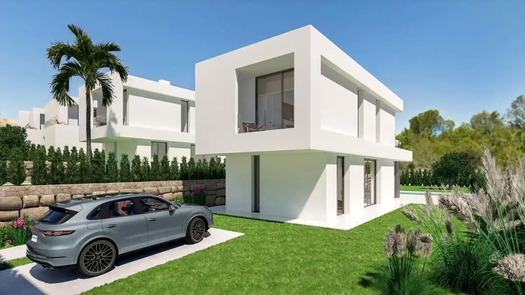 Villa zum Verkauf in Golf Bahía, imagen 2