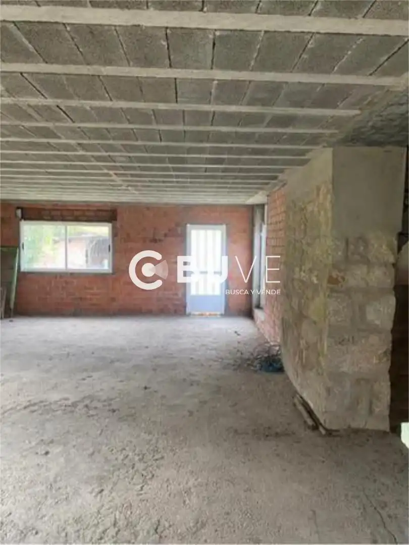 Houses for sale in Rois  with Private garden