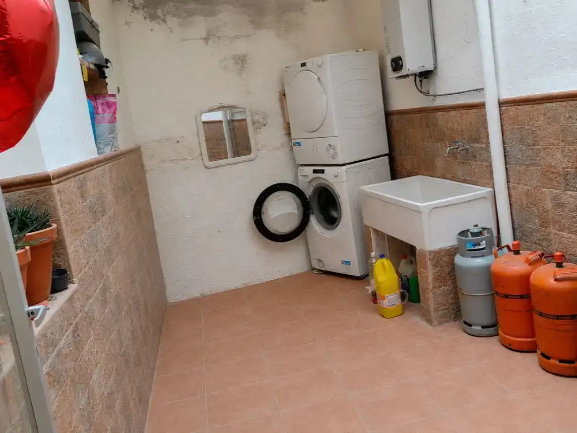 Casa adosada en venta en Huelma, Jaén