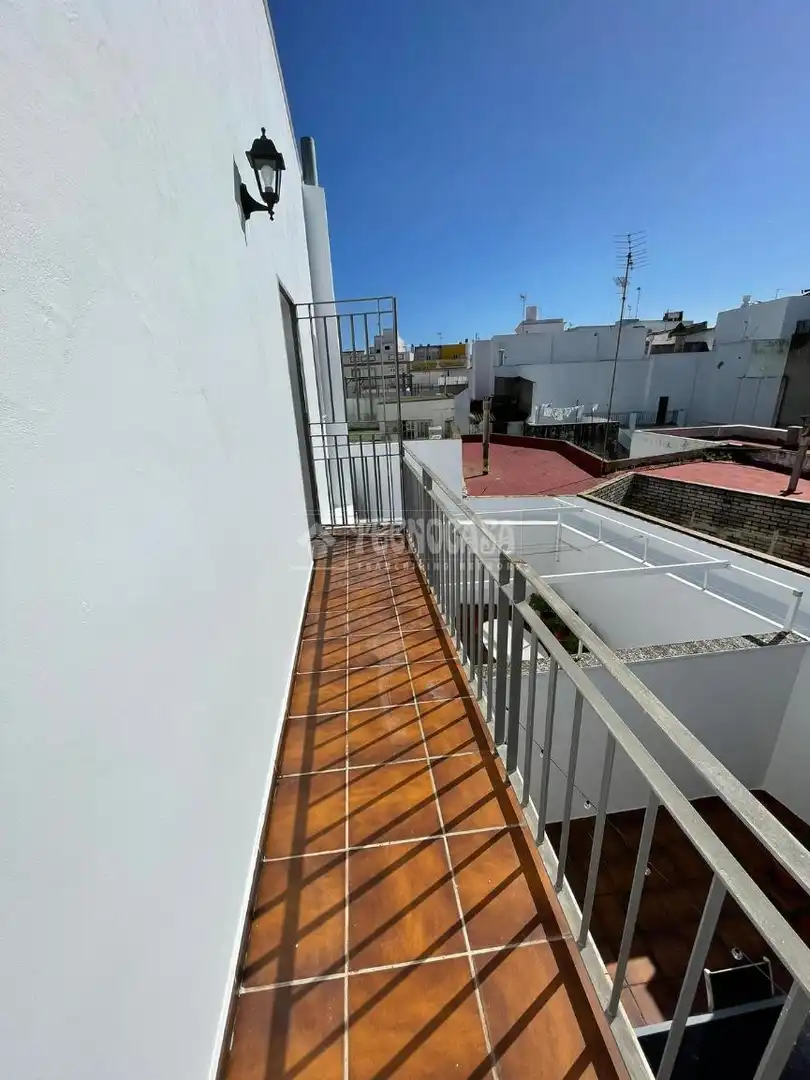 Vista exterior de Pis en venda en Chiclana de la Frontera amb Traster