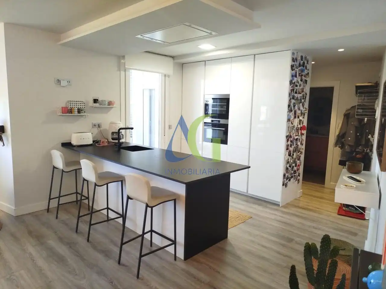 Cuina de Apartament en venda en Villaquilambre amb Calefacció, Parquet i Terrassa