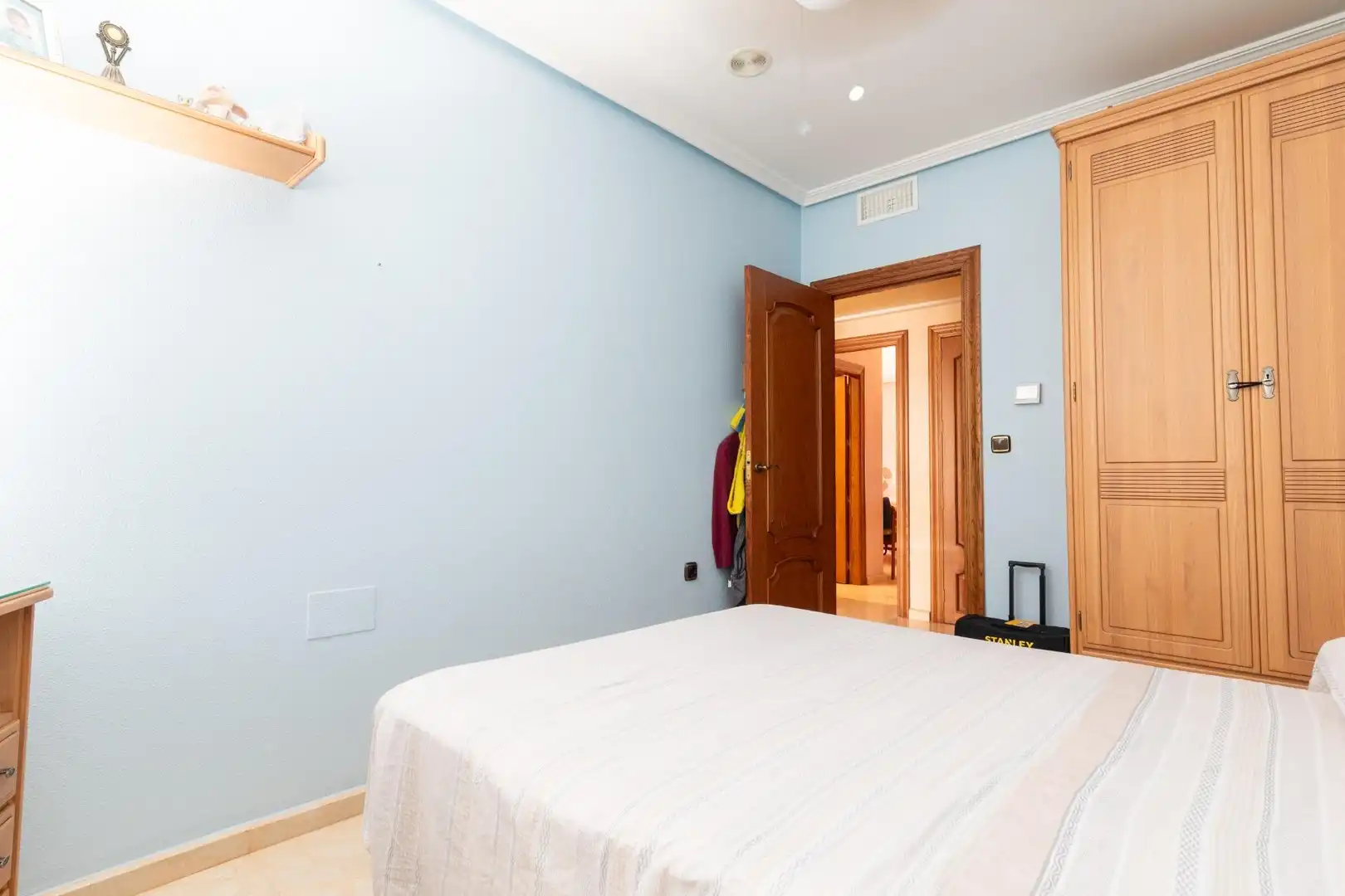 Habitación de Ático en venta en Cieza con Aire acondicionado, Terraza y Trastero