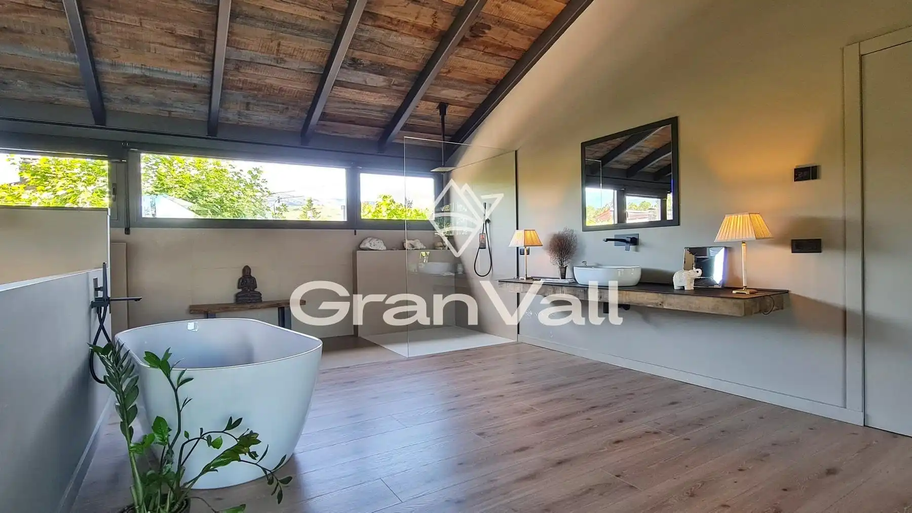 Badezimmer von Haus oder Chalet zum Verkauf in Puigcerdà mit Heizung, Privatgarten und Terrasse