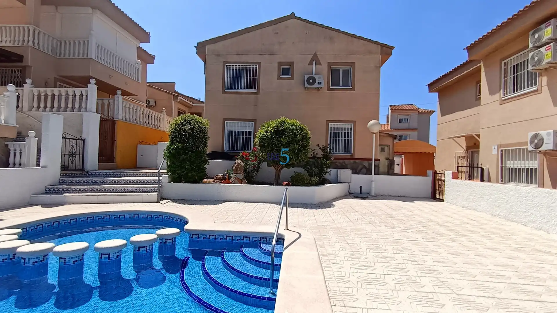 Casa o xalet en venda a Rojales Hills - Rosa Bugalows