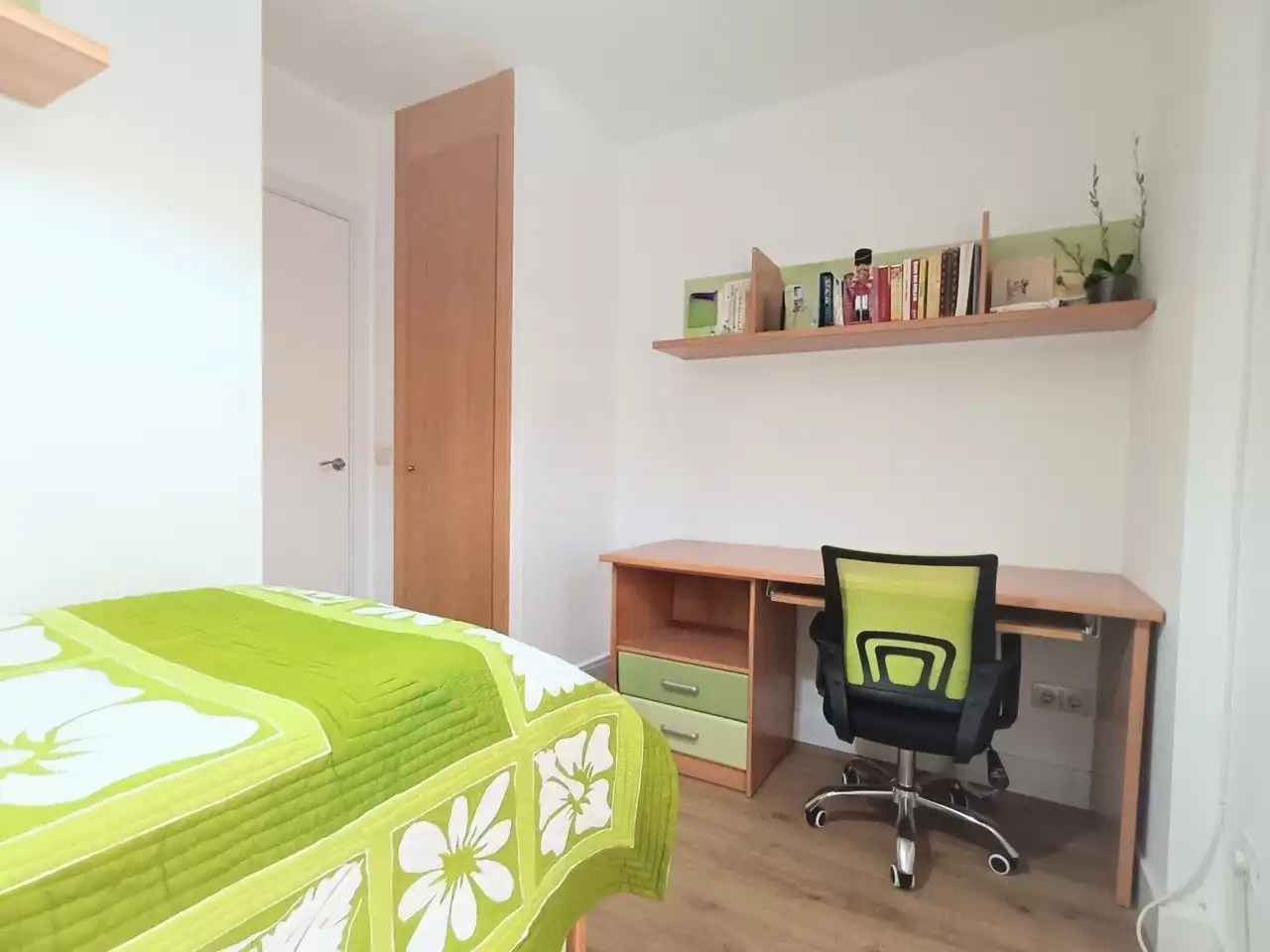 Schlafzimmer von Wohnung zur Miete in Valdemoro mit Klimaanlage, Heizung und Möbliert