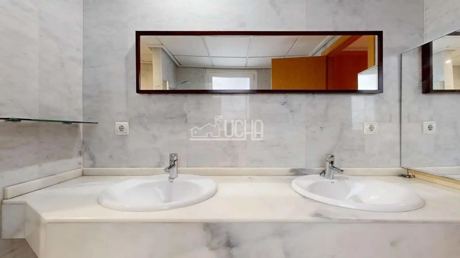 Piso en venta en Calle SAN VICENTE MARTIR, Arrancapins