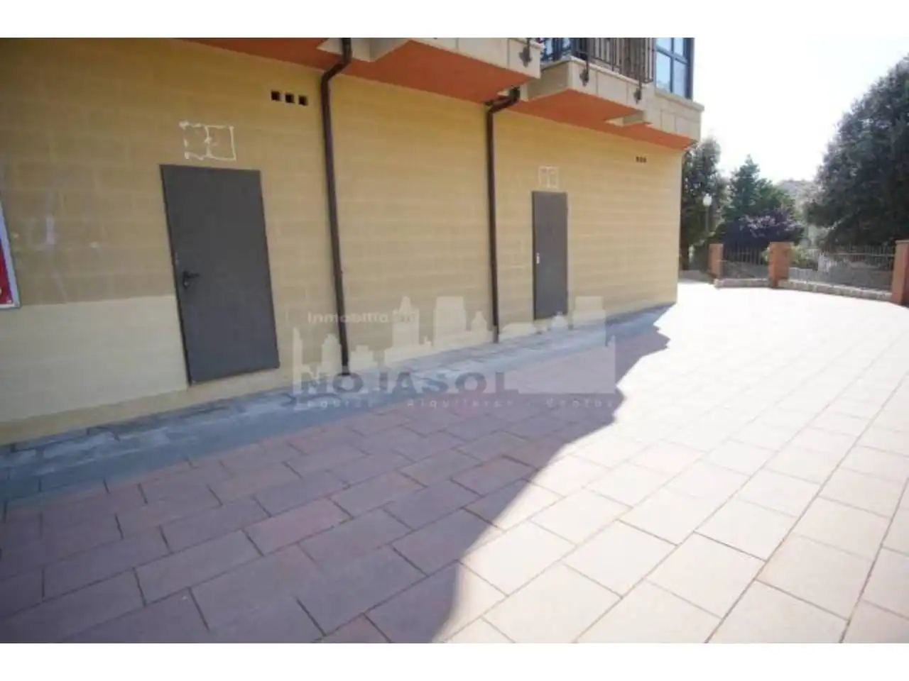 Business premises to rent in Avenida Santander, imagen 2