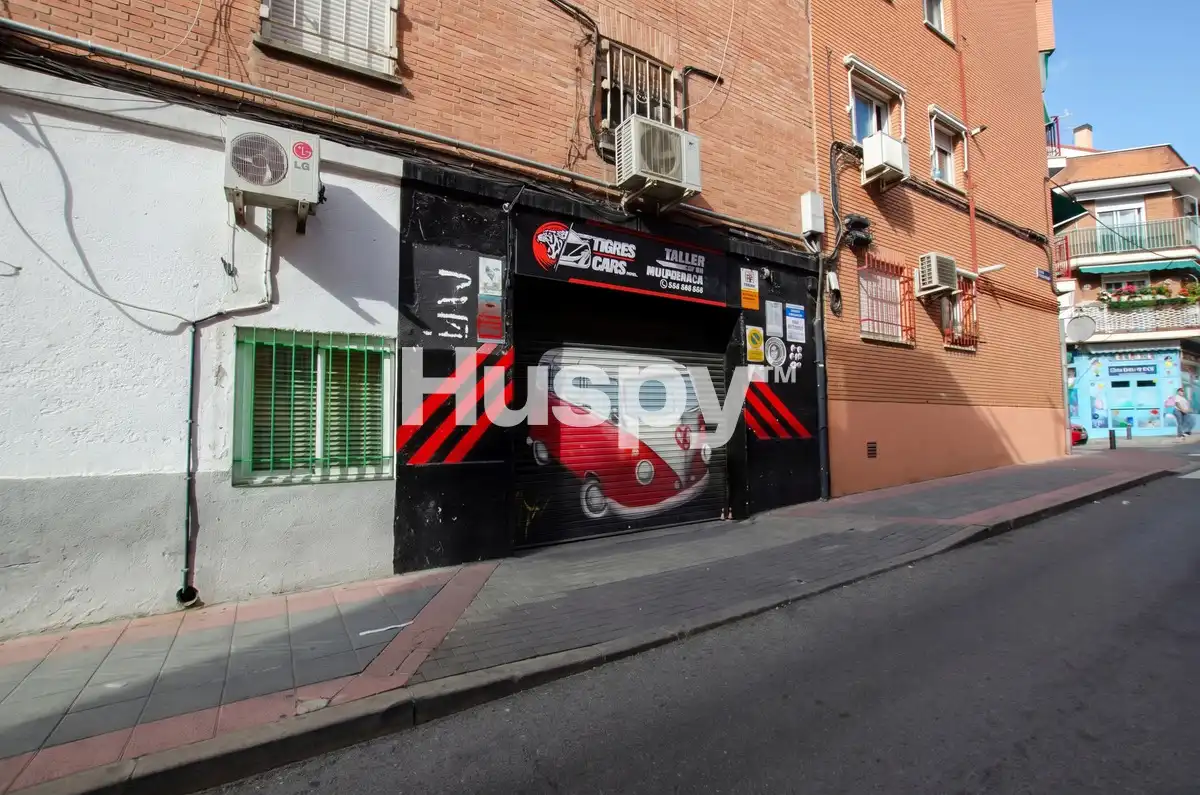 Local comercial en venda a Calle del Monte Perdido