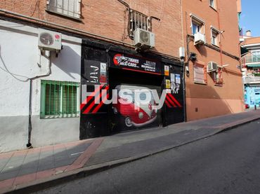 Local comercial en venda a Calle del Monte Perdido
