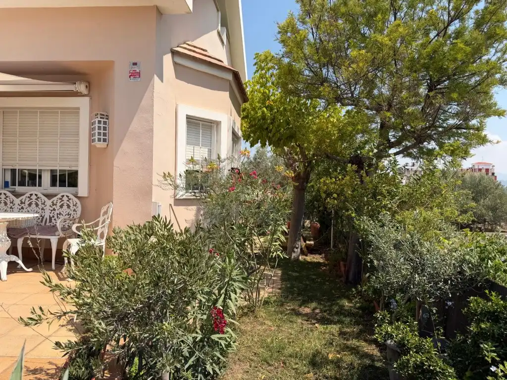 Jardín de Casa o chalet en venta en Altura