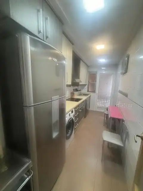 Cocina de Piso de alquiler en Elche / Elx con Aire acondicionado, Amueblado y Balcón