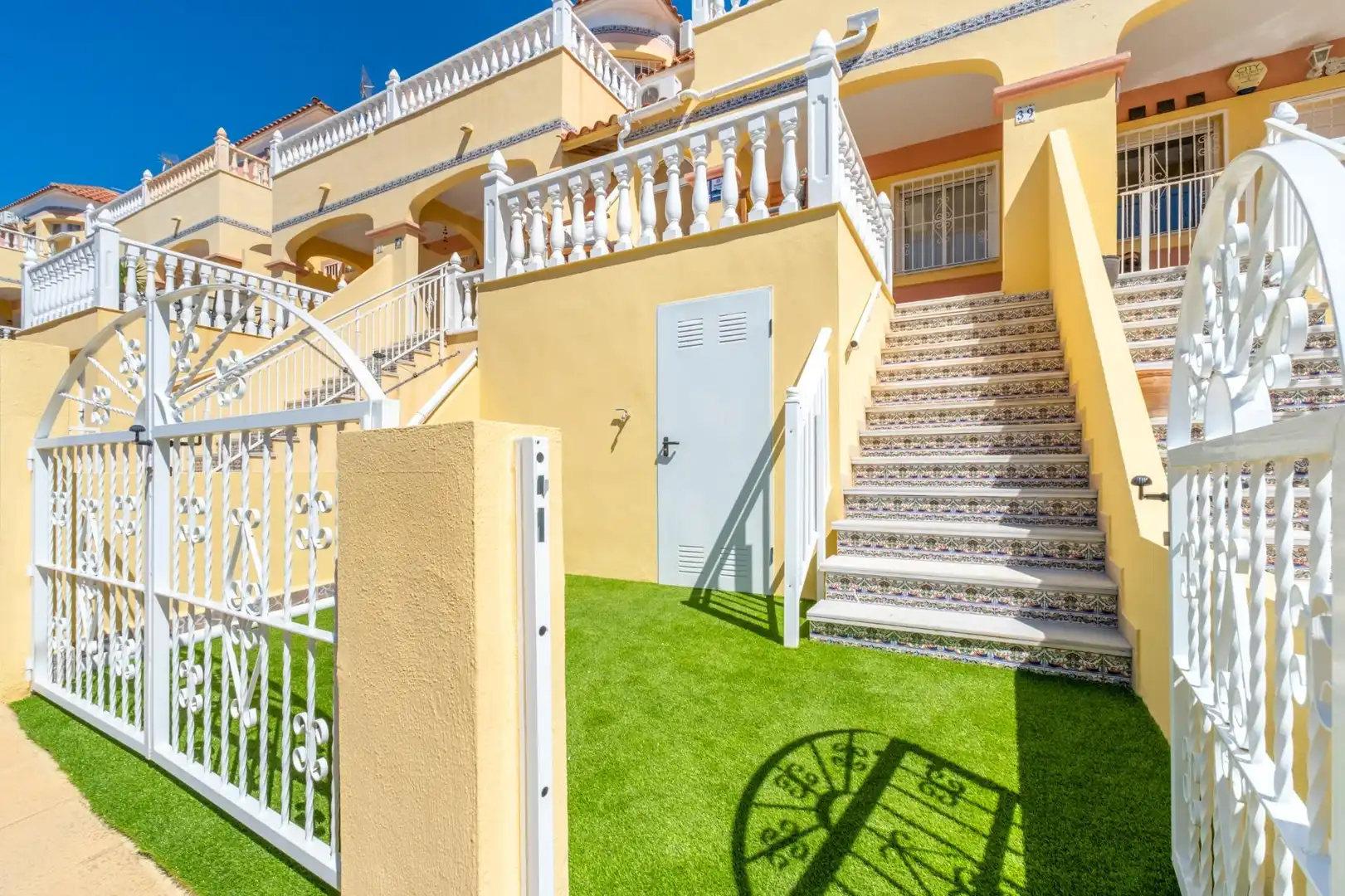 Adosado con piscina en venta en Orihuela Costa, imagen 2