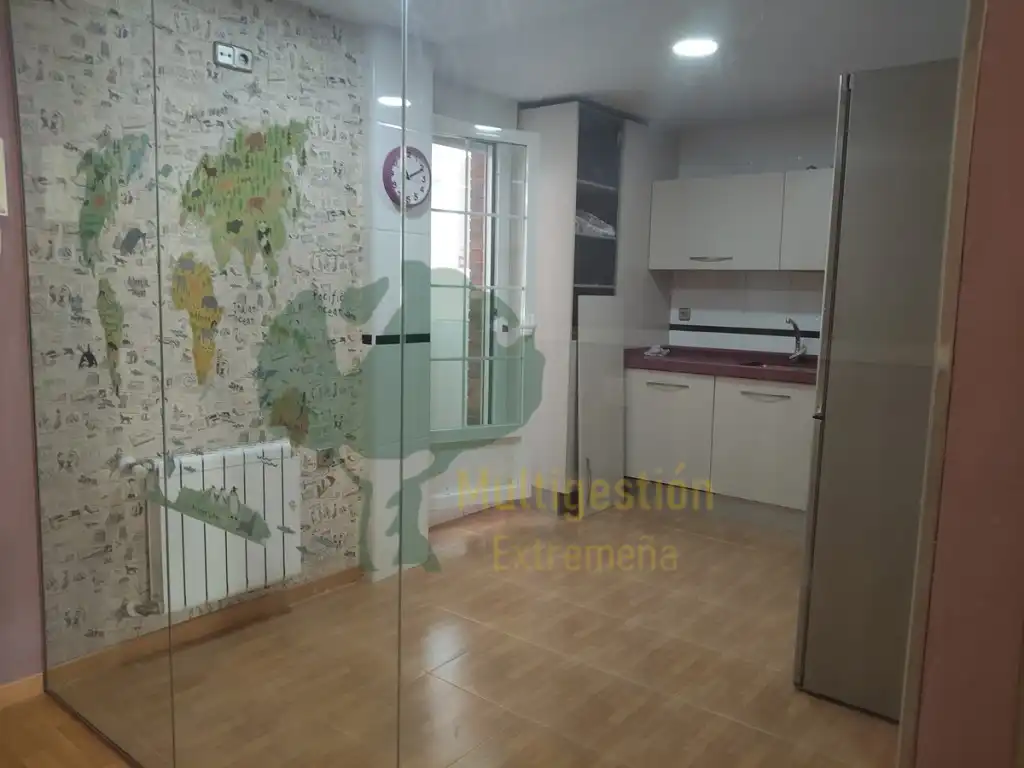 Cocina de Piso en venta en Cáceres con Aire acondicionado, Jardín privado y Piscina comunitaria