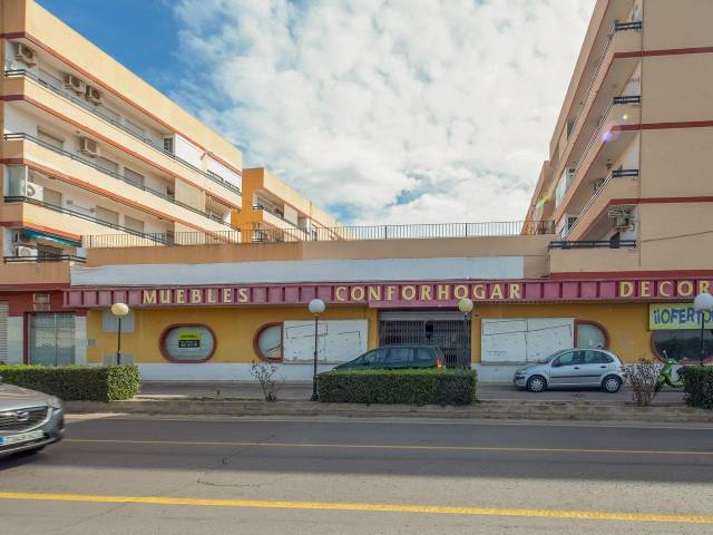 Local comercial en Venta en Salvador Giner, 2 en Meliana