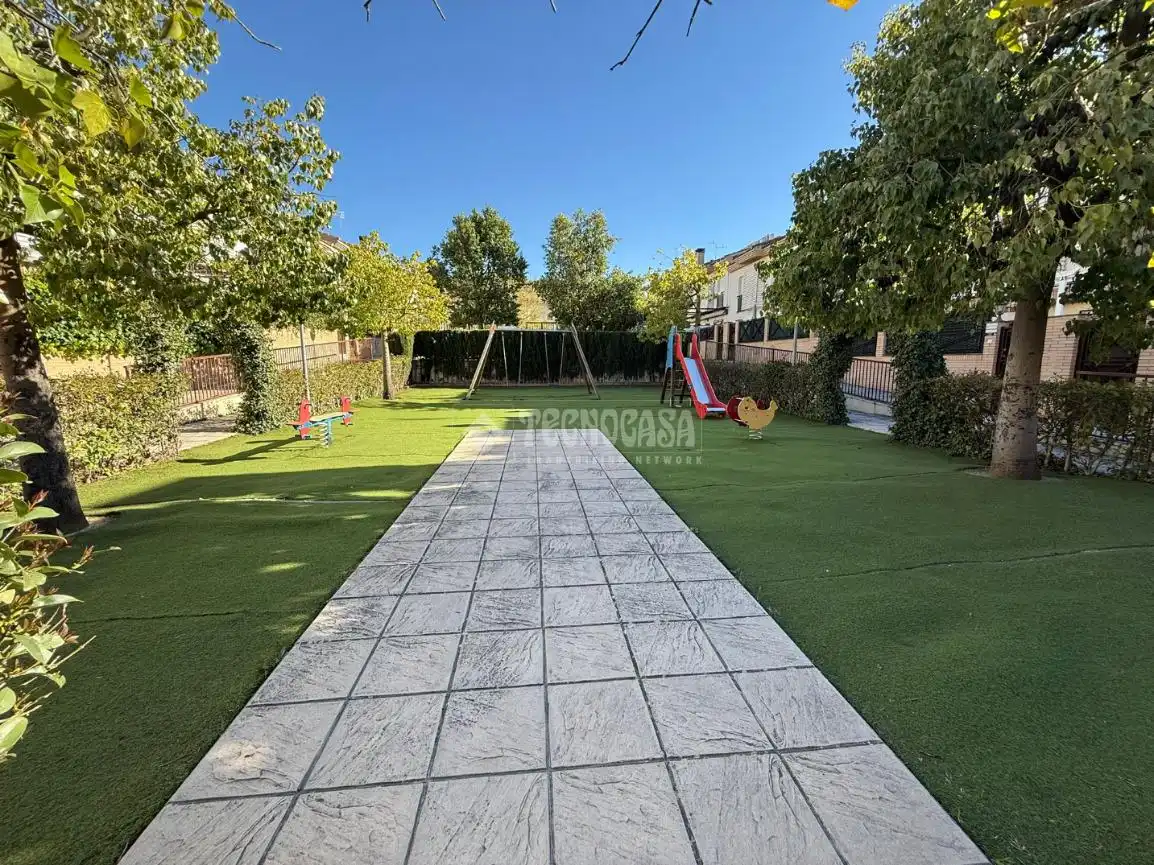 Jardín de Casa o chalet en venta en Martos con Aire acondicionado y Calefacción