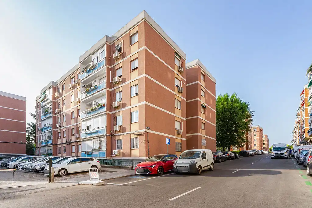 Vista exterior de Piso en venta en Madrid con Aire acondicionado y Calefacción