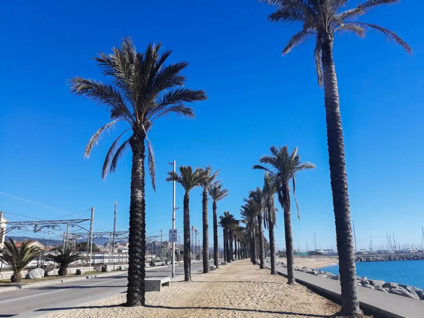 Exterior view of Flat for sale in Mataró  with Air Conditioner, Heating and Terrace