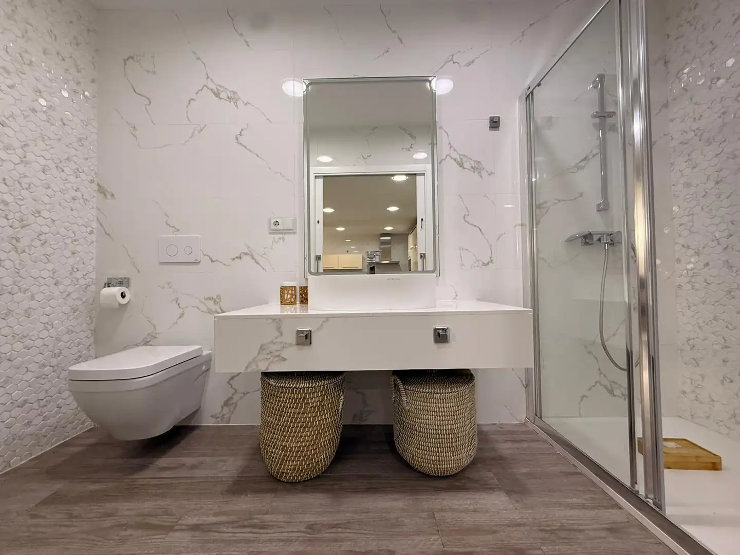 Badezimmer von Wohnung zum Verkauf in Córdoba mit Klimaanlage, Privatgarten und Möbliert