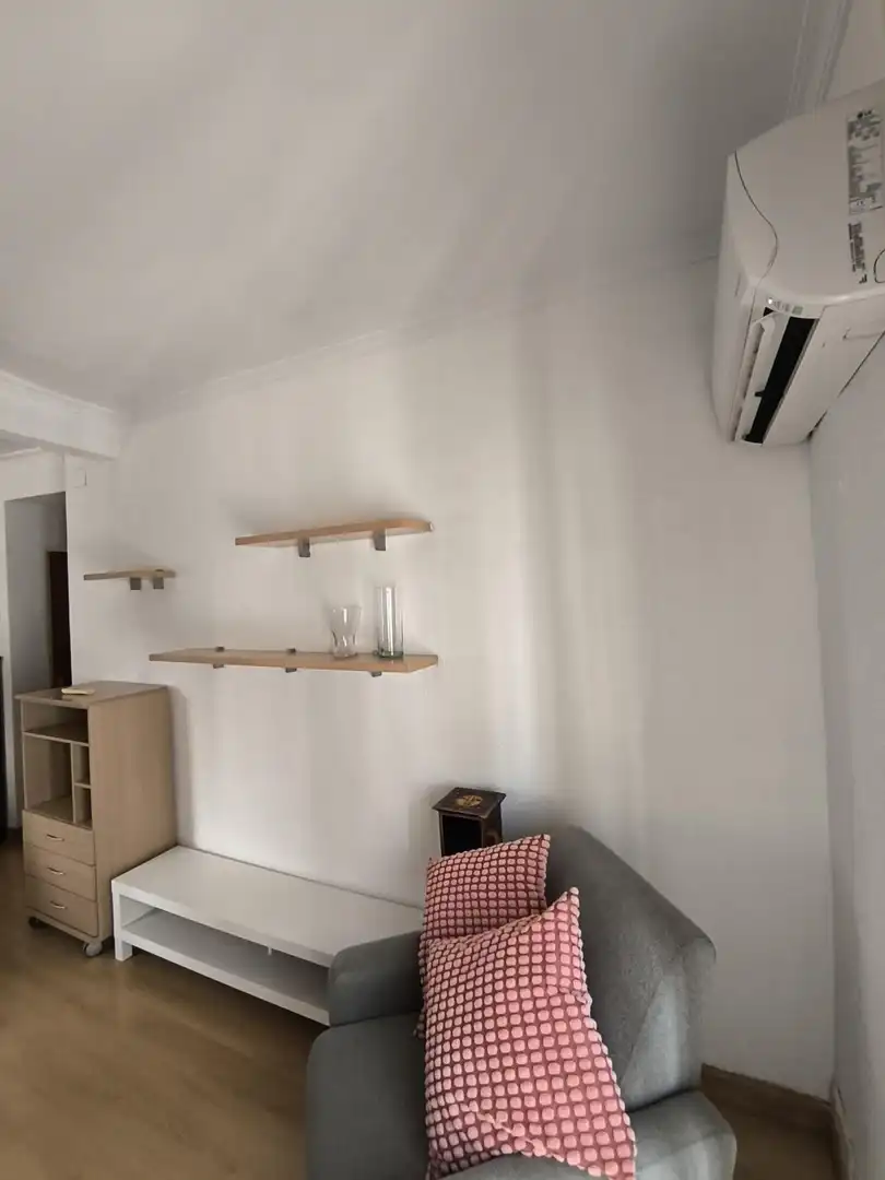 Sala de estar de Piso de alquiler en Sevilla con Aire acondicionado, Trastero y Amueblado