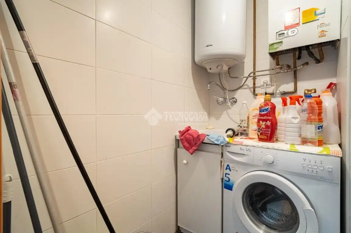 Piso en venta en Granada con Aire acondicionado, Calefacción y Amueblado