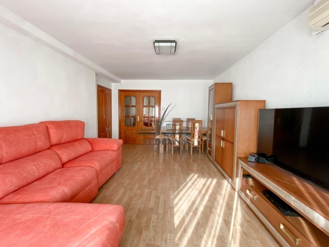 Living room of Flat to rent in  Zaragoza Capital  with Air Conditioner, Heating and Private garden