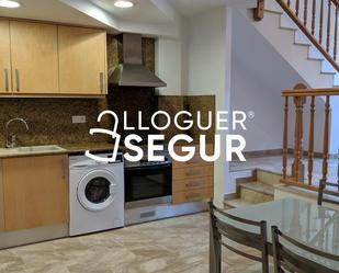 Cuina de Pis de lloguer en Sant Boi de Llobregat amb Calefacció, Terrassa i Moblat