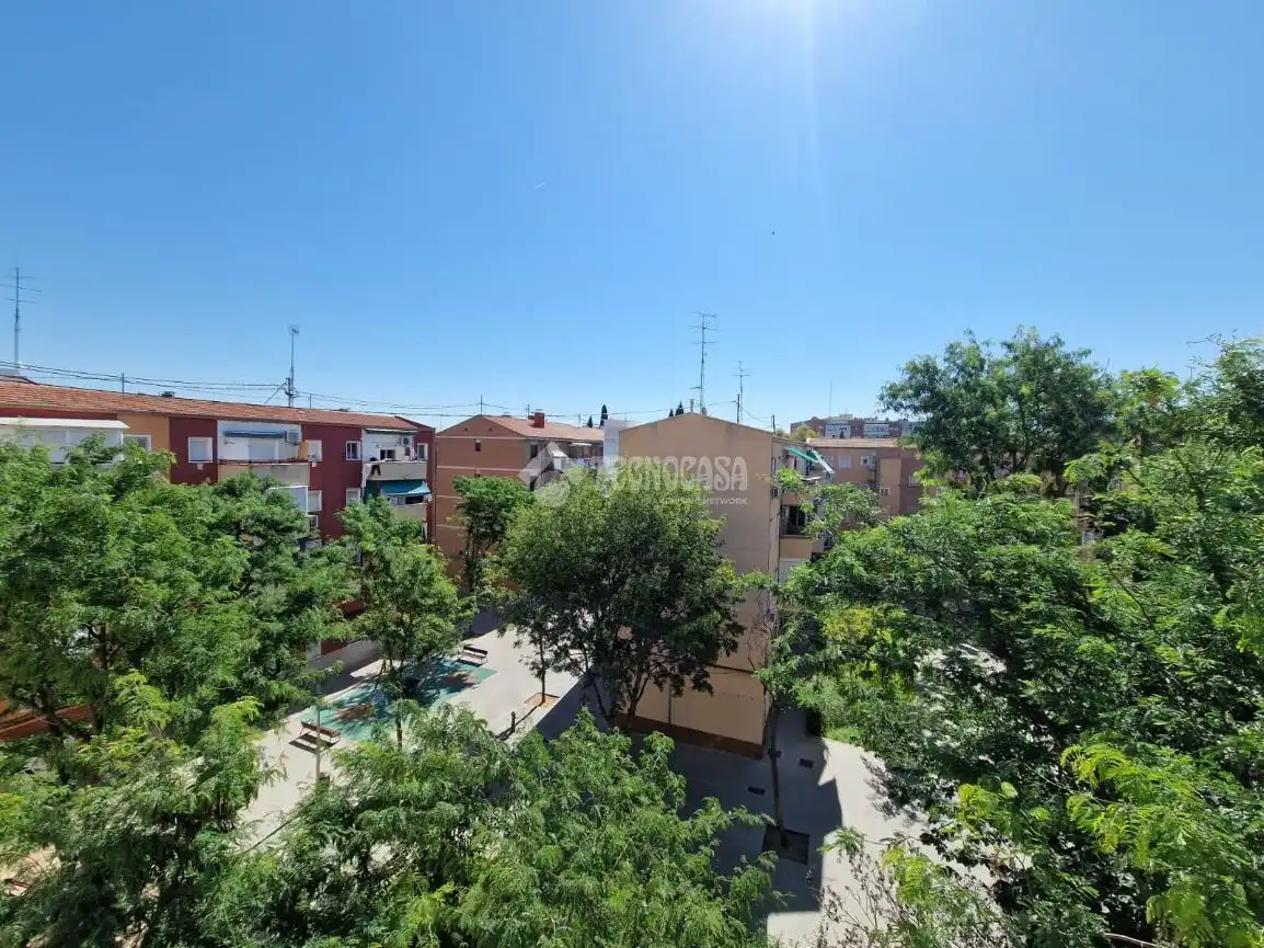 Exterior view of Flat for sale in Madrid  with Air Conditioner and Terrace