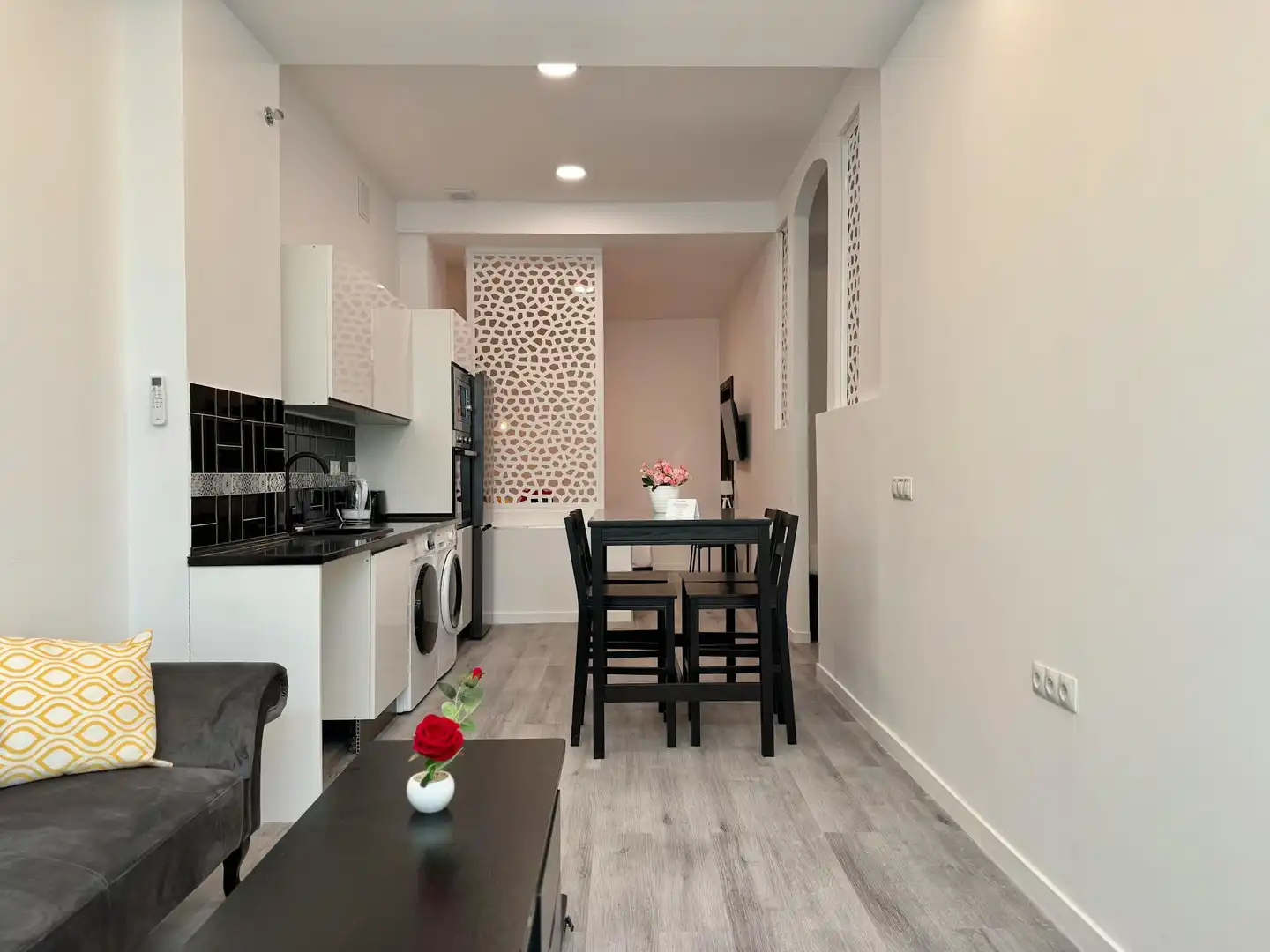 Küche von Wohnung zur Miete in Valencia mit Klimaanlage, Heizung und Privatgarten