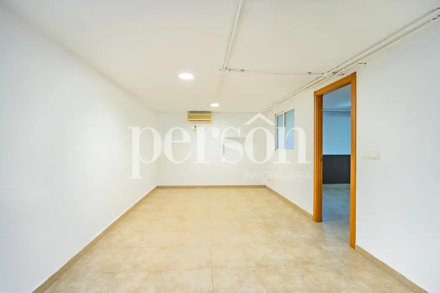 Casa o xalet en venda en La Pobla de Vallbona amb Aire condicionat, Calefacció i Jardí privat