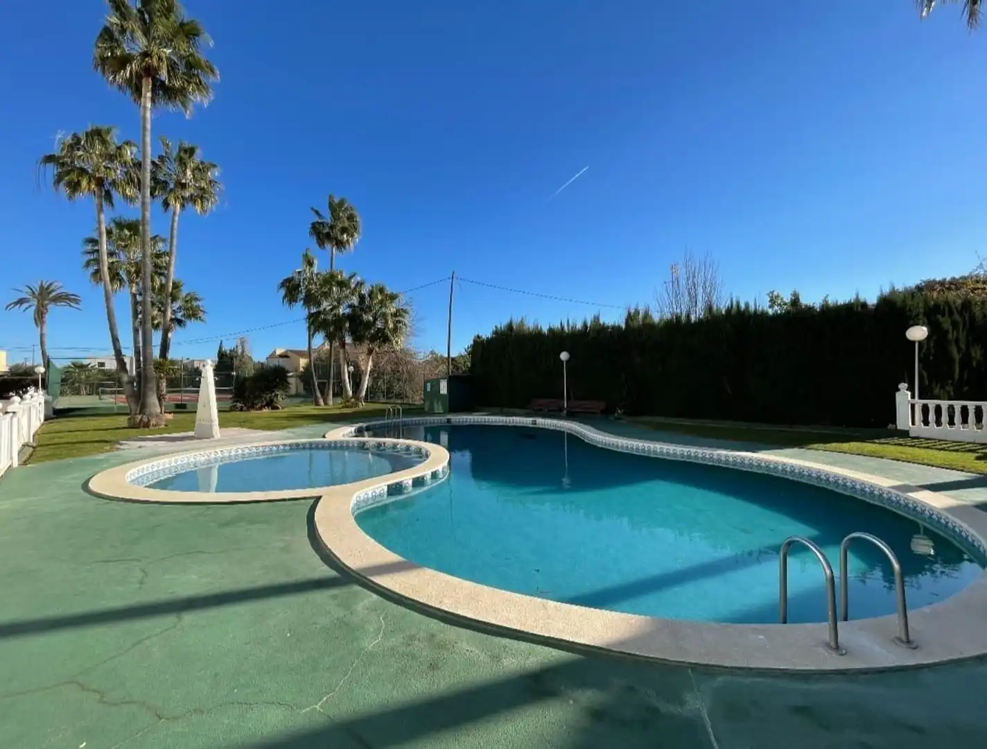 Swimming pool of Flat for sale in Alcalà de Xivert  with Private garden, Terrace and Community pool