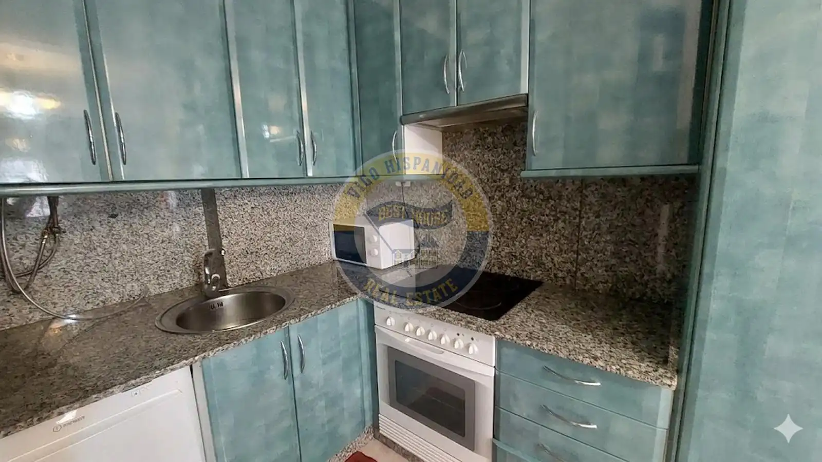 Kitchen of Flat for sale in Vigo   with Heating, Storage room and Furnished