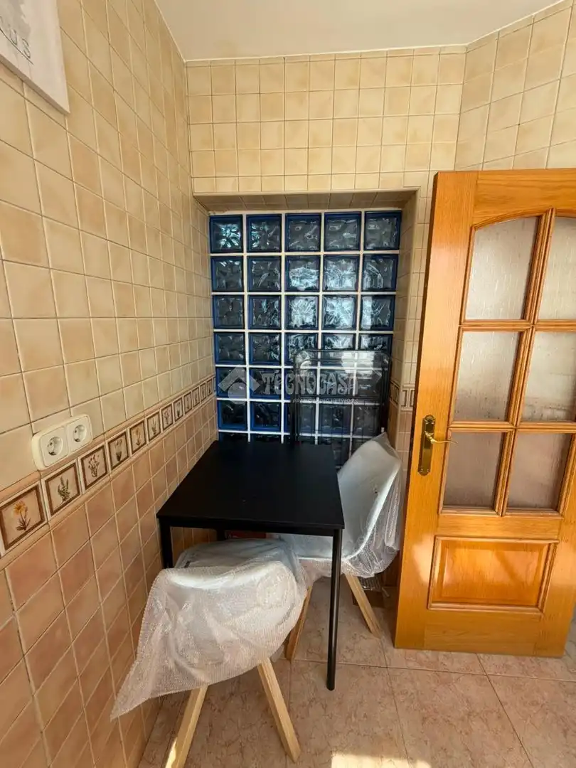 Dining room of Flat for rent in Getafe  with Air Conditioner and Heating