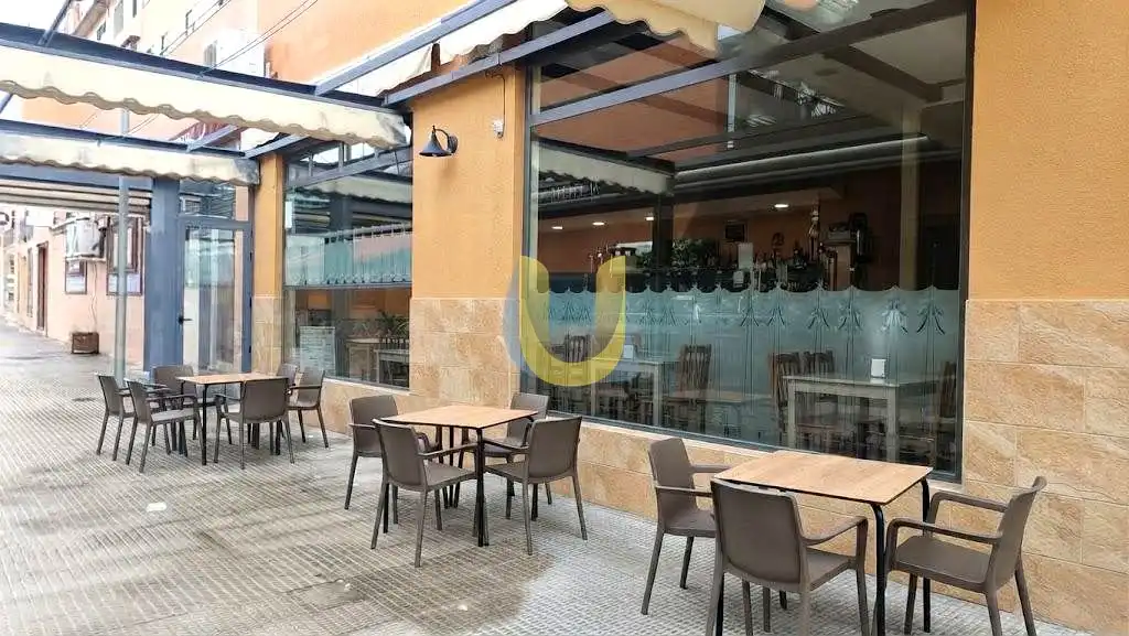 Local comercial en traspaso en Hispanoamérica - Comunidades