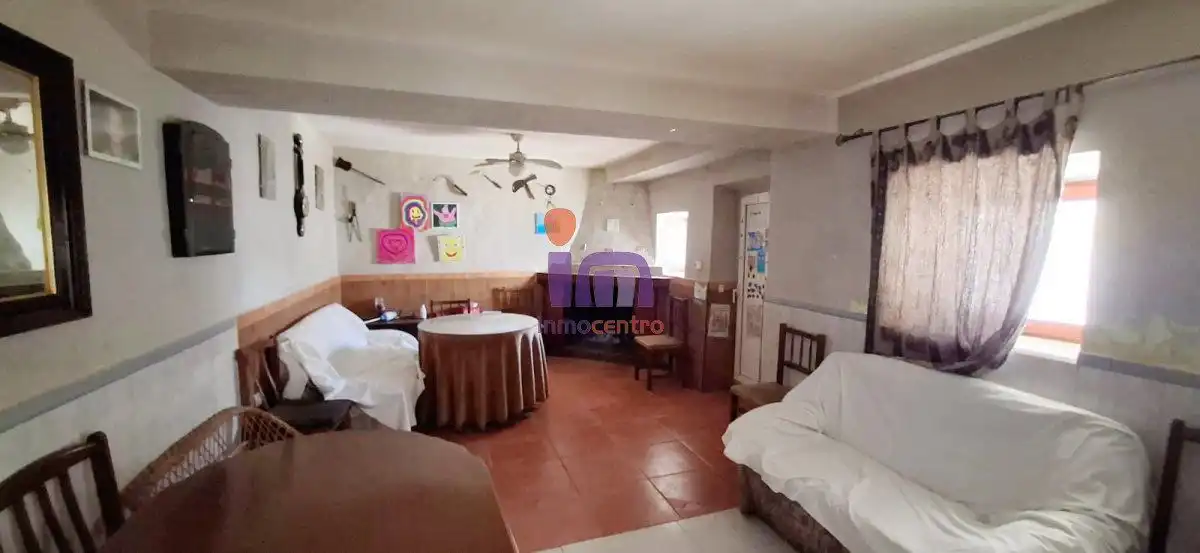 Casa en venta en Valdepeñas, imagen 2