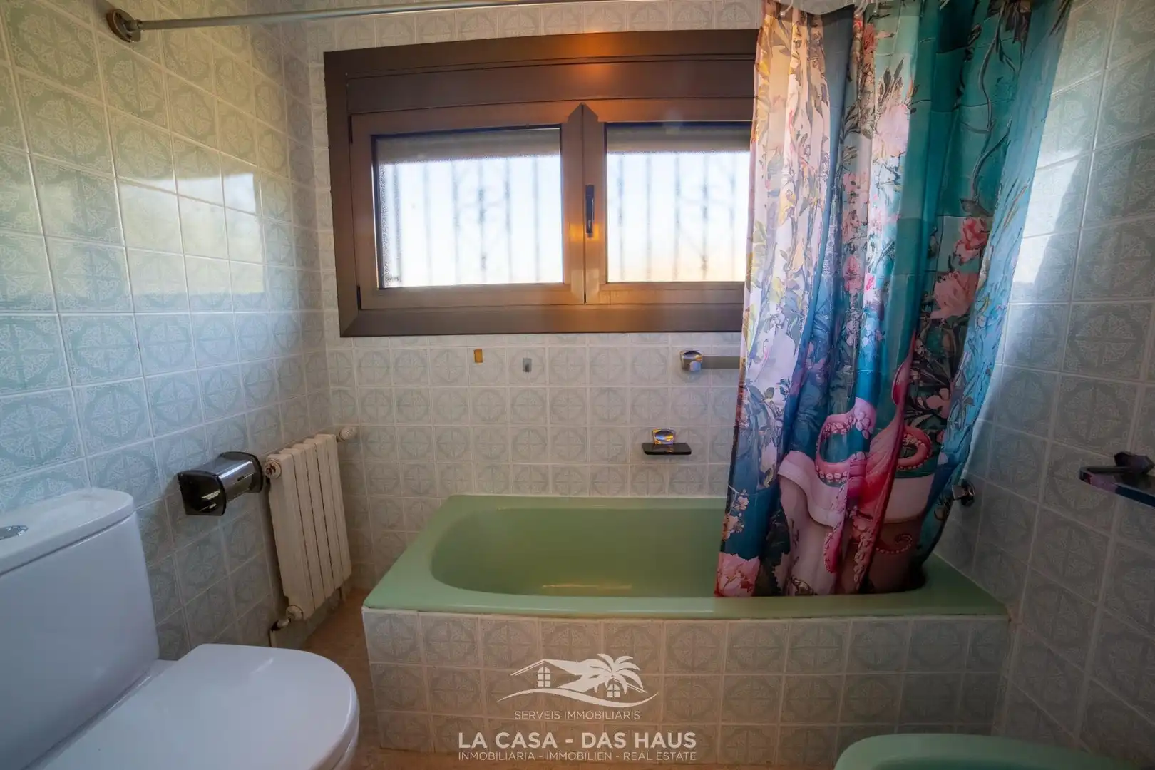 Bany de Casa o xalet en venda en Lloret de Mar amb Jardí privat, Terrassa i Balcó