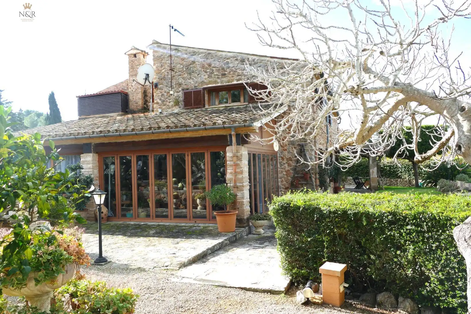 Vista exterior de Casa o xalet en venda en Alcúdia amb Aire condicionat, Calefacció i Jardí privat